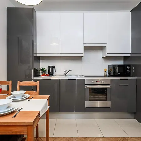 Διαμέρισμα Flat With Church Views Βαρσοβία