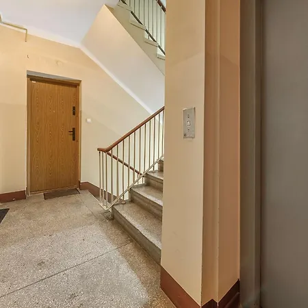 Flat With Church Views Διαμέρισμα Βαρσοβία